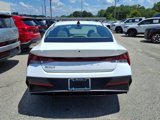 Used 2024 Hyundai Elantra SEL w/ Convenience Package image 4