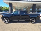 Used 2017 GMC Canyon Denali image 3