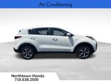 Used 2020 Kia Sportage LX image 3