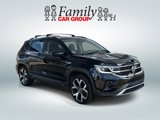 Used 2022 Volkswagen Taos SEL image 2