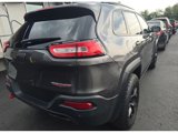 Used 2017 Jeep Cherokee Trailhawk image 5
