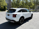 Used 2024 Kia Sorento S image 5