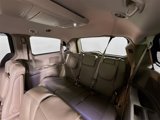 Used 2016 Chrysler Town & Country Touring image 4