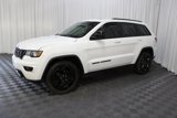 Used 2018 Jeep Grand Cherokee Laredo image 3