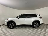 Used 2024 Nissan Rogue SL w/ SL Premium Package image 2