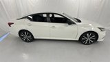 Used 2020 Nissan Altima 2.5 SR image 2