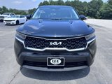 Used 2023 Kia Sorento LX image 3
