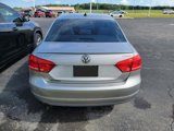 Used 2013 Volkswagen Passat TDI SEL Premium image 4