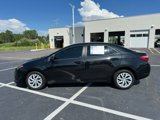 Used 2018 Toyota Corolla LE image 3