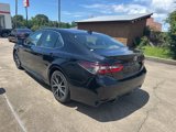 Used 2023 Toyota Camry SE image 4