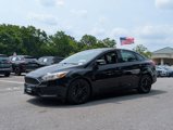 Used 2017 Ford Focus SE image 2