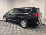 New 2025 Chrysler Pacifica Select image 6