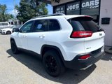 Used 2016 Jeep Cherokee Limited image 2