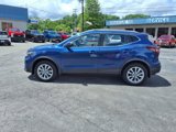 Used 2022 Nissan Rogue Sport SV w/ Technology Package image 2