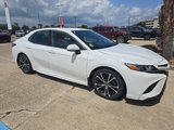 Used 2019 Toyota Camry SE image 2