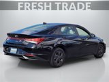 Used 2023 Hyundai Elantra SEL w/ Cargo Package image 3