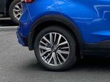 Used 2021 Nissan Kicks SV image 3