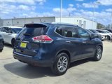 Used 2015 Nissan Rogue SL w/ SL Premium Package image 2