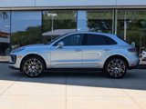 Certified 2024 Porsche Macan image 2