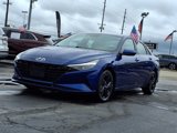 Used 2023 Hyundai Elantra SEL image 3