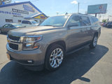 Used 2019 Chevrolet Suburban LT w/ Luxury Package image 2