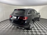 Used 2021 Mercedes-Benz GLC 300 image 3