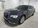 Used 2017 Chrysler 300 C image 5