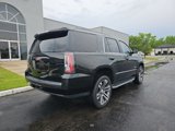 Used 2017 GMC Yukon SLT image 4