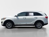 Used 2018 Kia Sorento LX image 2
