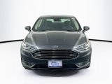 Used 2020 Ford Fusion SE image 2