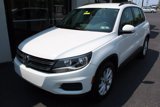 Used 2017 Volkswagen Tiguan Limited w/ Premium Package image 3