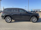 New 2025 Jeep Grand Cherokee Laredo X image 3