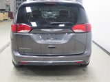 Used 2019 Chrysler Pacifica Touring-L image 4