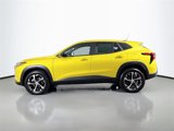 New 2025 Chevrolet Trax RS w/ Sunroof Package image 4