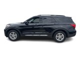 Used 2021 Ford Explorer XLT image 2
