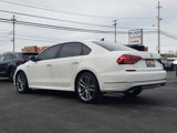 Used 2018 Volkswagen Passat 2.0T R-Line image 5
