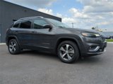 Used 2021 Jeep Cherokee Limited w/ Elite Package image 2