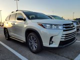 Used 2018 Toyota Highlander XLE image 2