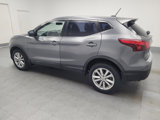 Used 2018 Nissan Rogue Sport S image 3
