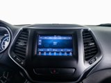 Used 2019 Jeep Cherokee Latitude w/ Popular Appearance Group image 5