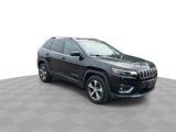 Used 2019 Jeep Cherokee Limited image 2
