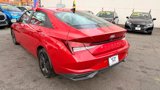 Used 2021 Hyundai Elantra SEL image 5