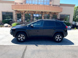 Used 2018 Jeep Cherokee Trailhawk image 2