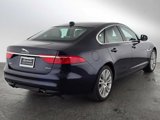 Used 2019 Jaguar XF Prestige image 3