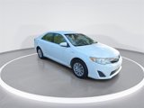Used 2013 Toyota Camry LE image 2