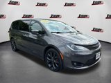 Used 2019 Chrysler Pacifica Touring Plus w/ S Appearance Package image 3