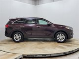 Used 2016 Kia Sorento LX w/ LX Convenience Package image 3