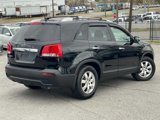 Used 2013 Kia Sorento LX w/ Convenience Pkg image 2