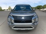 Used 2022 Mitsubishi Outlander SE image 2
