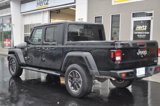 Used 2023 Jeep Gladiator Overland image 5